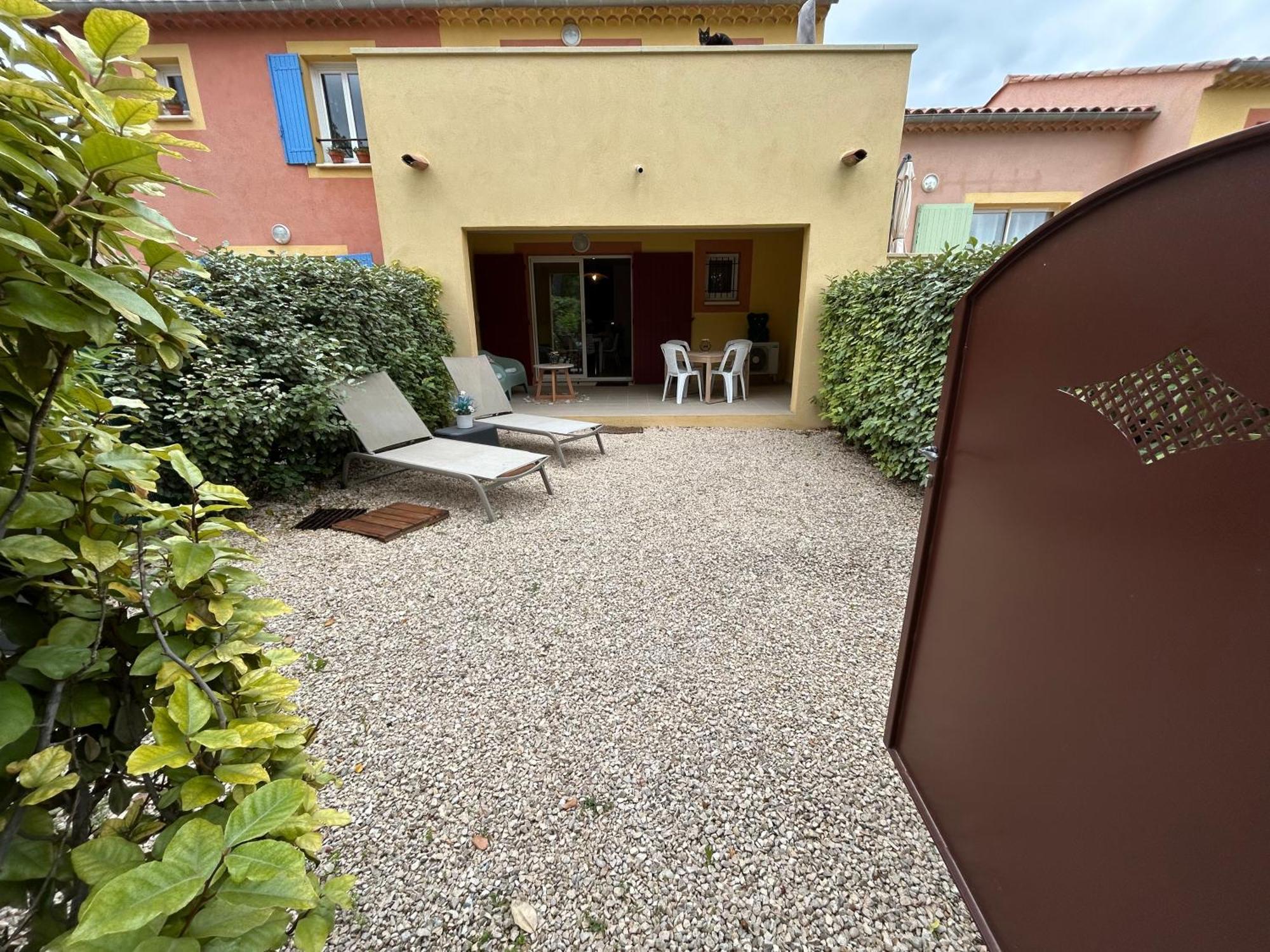 דירות Roussillon en Isere Eden En Luberon מראה חיצוני תמונה